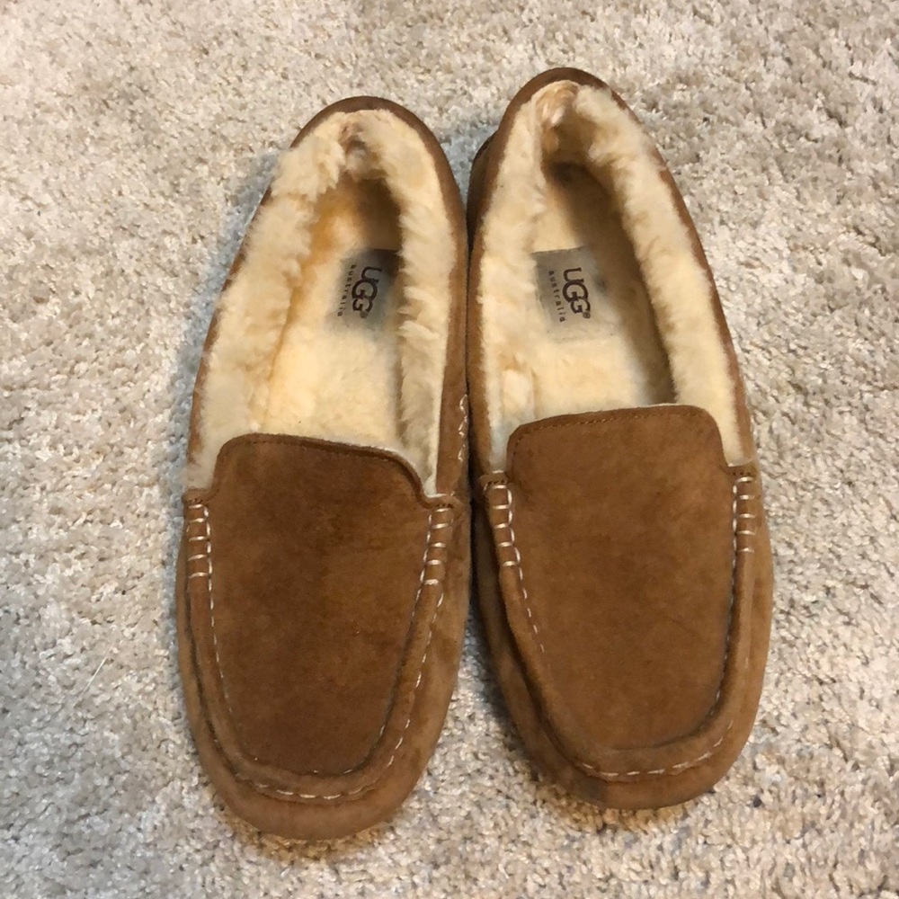 UGG house shoe loafers